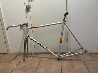 E4E14658-0006-4ABC-9717-216A94D3810C.jpeg