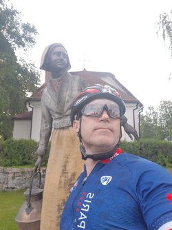 17172634951948492402523452125095.jpg