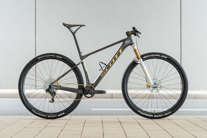 www.pinkbike.com