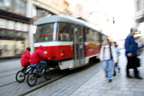 kids_tram_bike_2.jpg