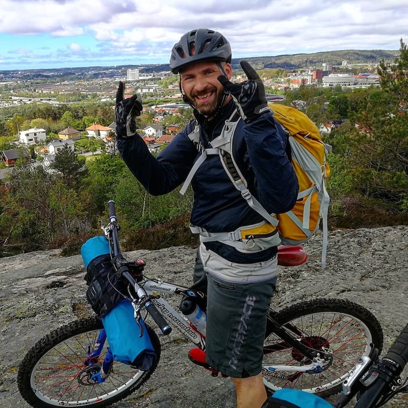 www.trailforks.com