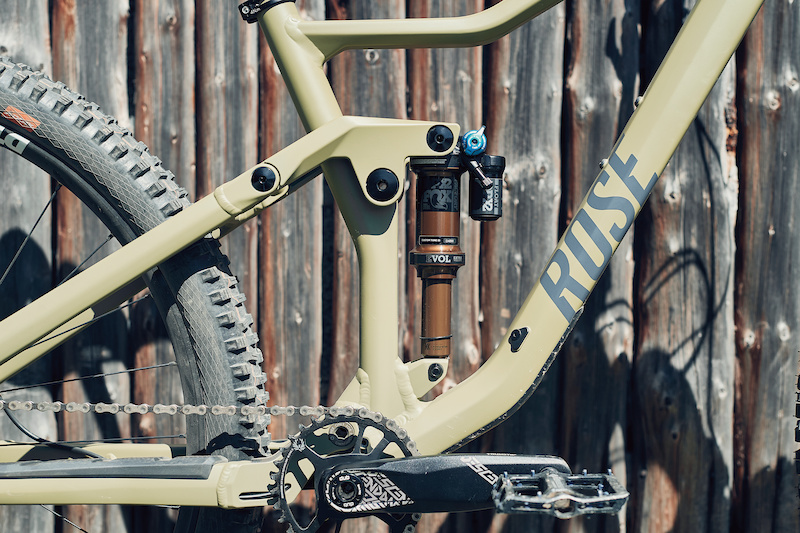 www.pinkbike.com
