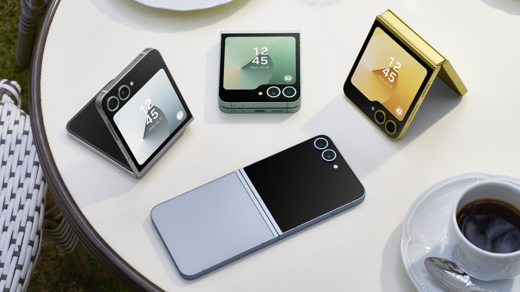 galaxy-flip-6-TOP.jpg