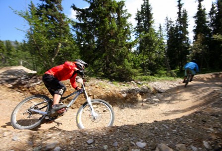 lofsdalen_happymtb_berms-448x304.jpg