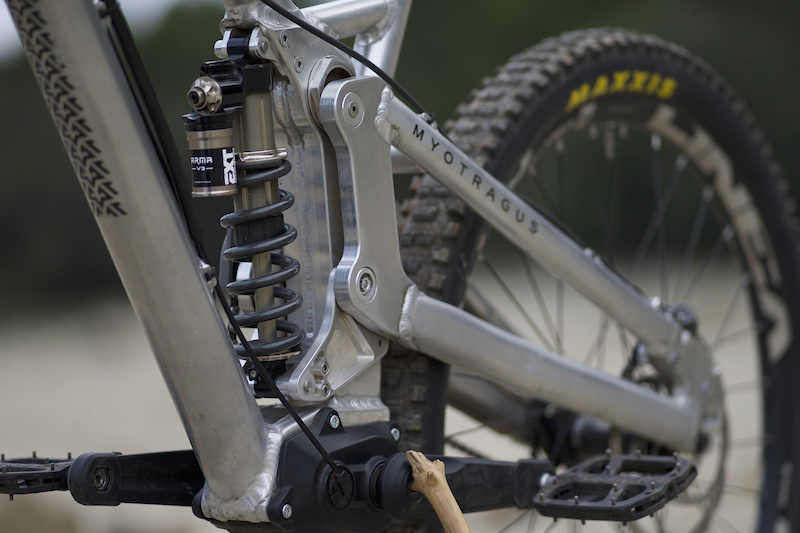 www.pinkbike.com