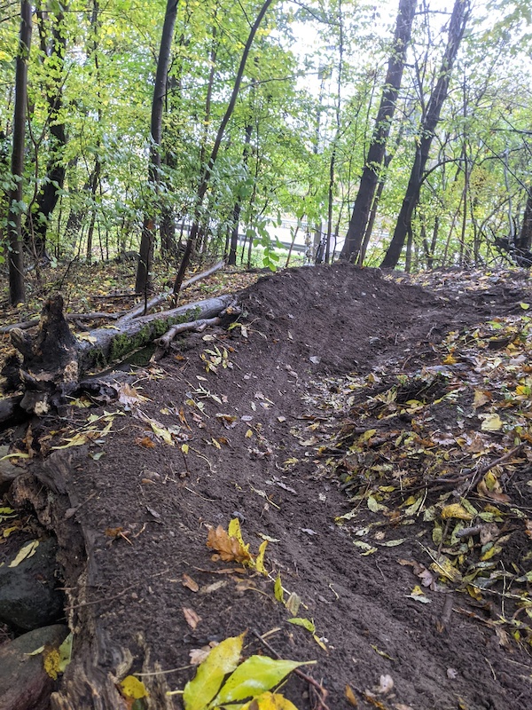www.trailforks.com