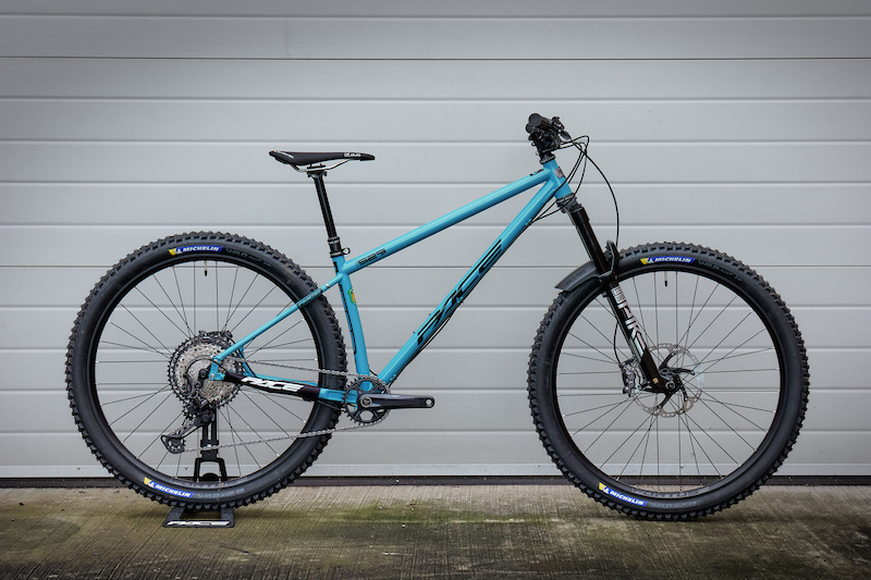 www.pinkbike.com
