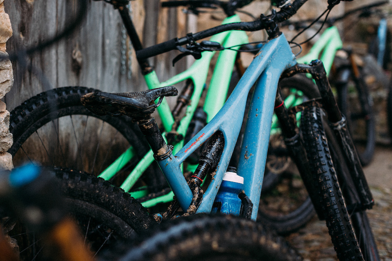 www.pinkbike.com