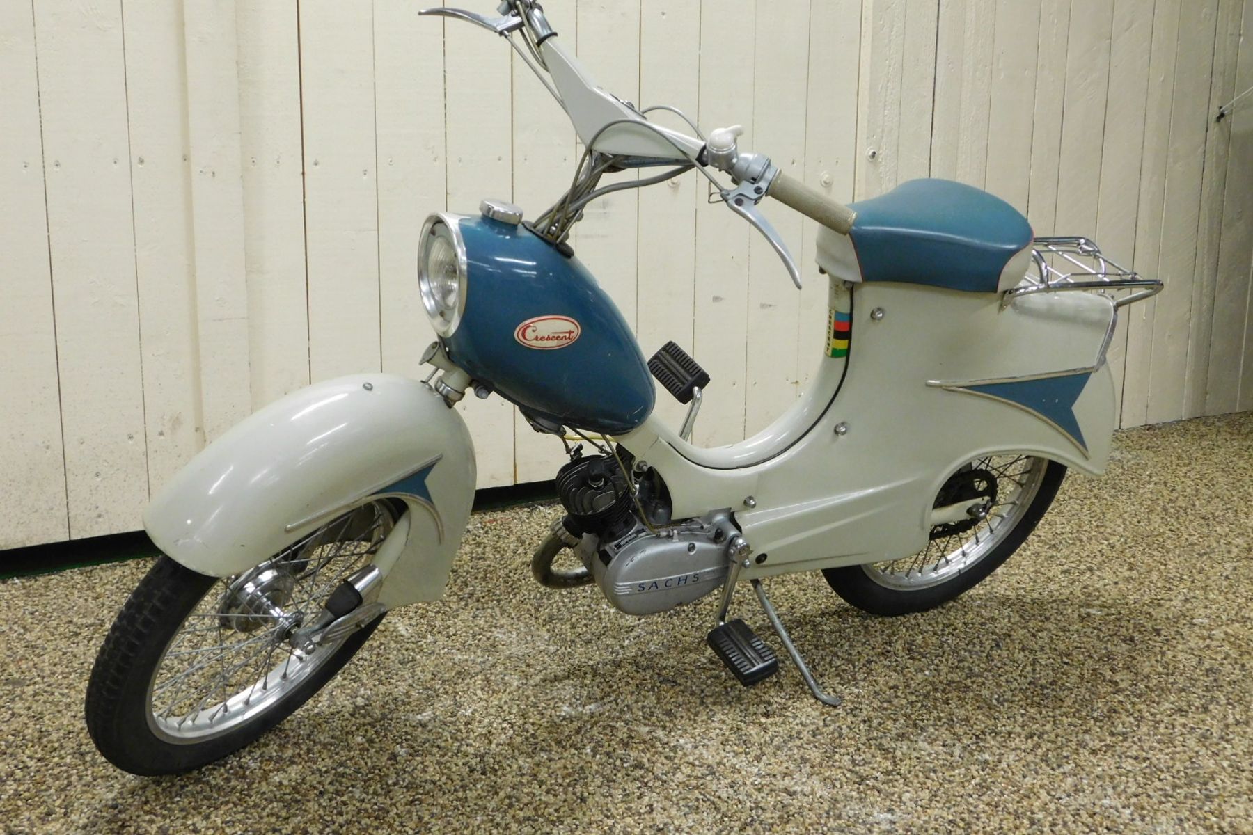 crescent-2000-sport-10050-1505465996.jpeg