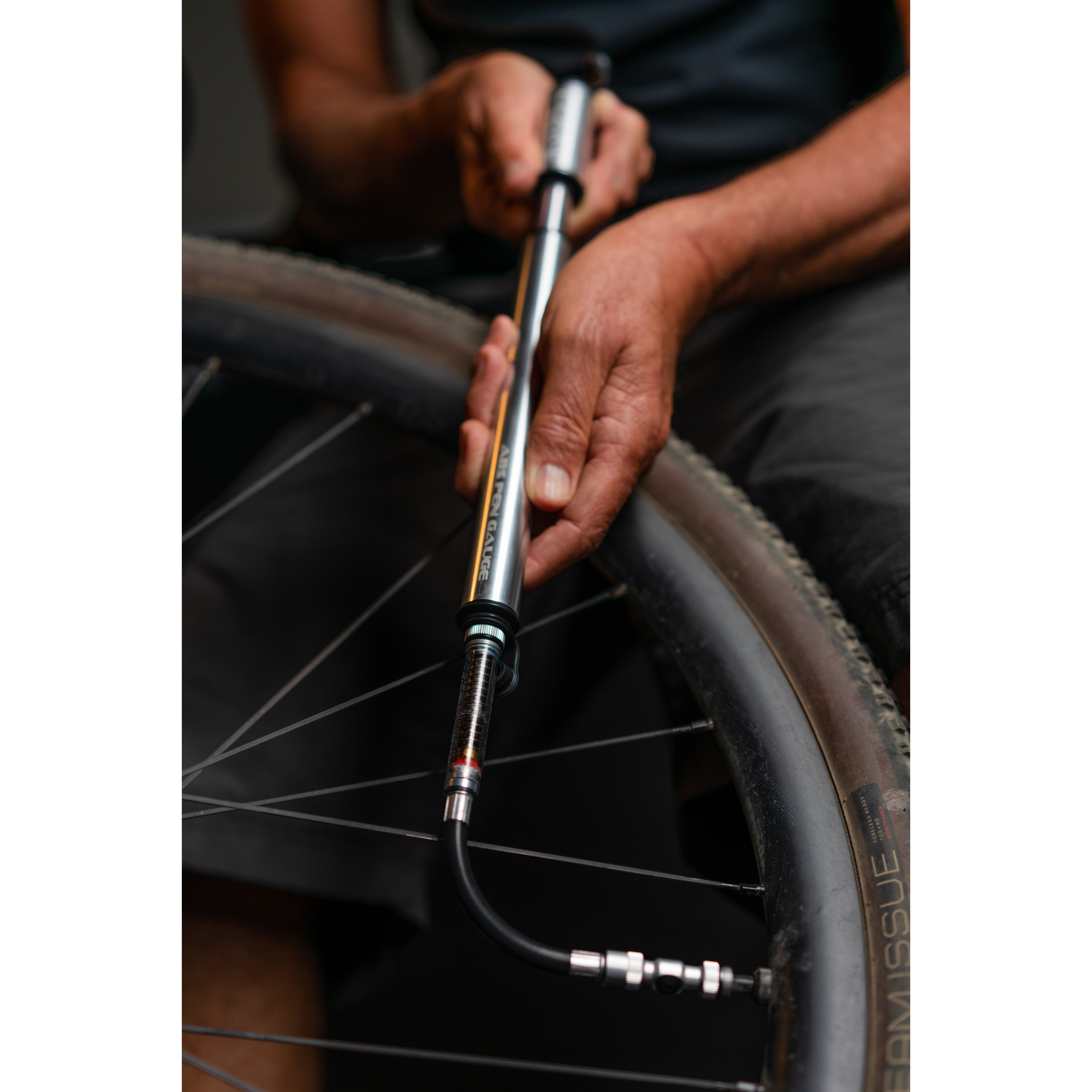 191008_Gauge_Drive_TCC09325_Half_R0_WEB_SQUARE.jpg