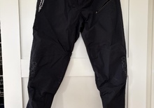 Dharco Gravitybyxor i mycket fint skick stl M/32