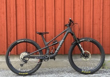 Canyon Spectral CF7 - fint skick - uppgraderad!