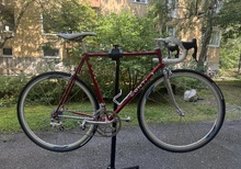 Conti stålracer 70-tal ombyggd retro-modern