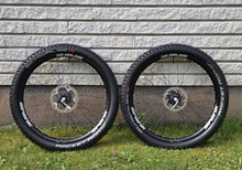 Lätt handbyggt 24" hjulpar för MTB