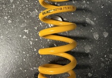 Öhlins fjäder 18077-08 (411)