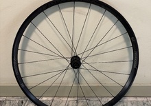 Bontrager Paradigm 25 framhjul