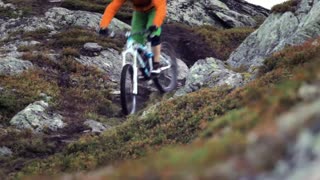 NORRONA (V) MAGAZINE fjørå replayed