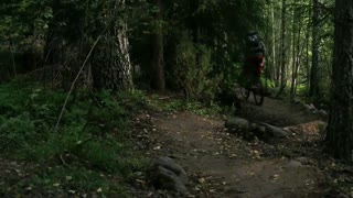 trailer Radio Nowhere
