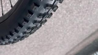 Låter konstigt från bakbroms ny cykel 