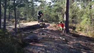 Grusvägsraketen levererar