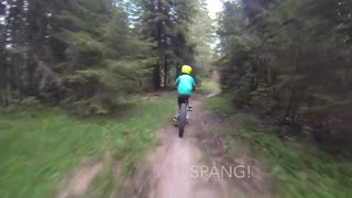 Mysiga stigar på tjockcykel i Häradsbygden, Leksand