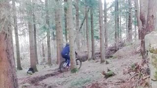 Ragley mmmbop hopp till berm