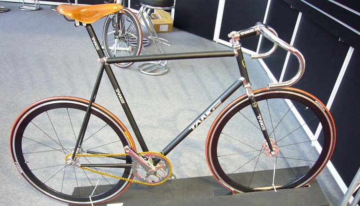 tange.jpg