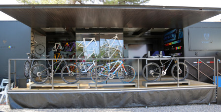 Trek har byggt en trailer för demo av Project One på olika event runt om i USA. Kommer Trek Sverige att ha en likadan? Foto: AJ