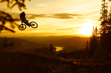 Mads "Makken" Haguen njuter av kvällssolen i Fotohoppet. Foto: Bengt Luthman