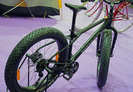 Kona WO var en av två Fatbikes på mässan