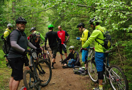 Götelaborgarna vet hur man göttar sig under ett enduro.