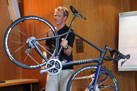 Roses utvecklingschef inom landsväg Jürgen Telahr går igenom 2015-års nyheter.