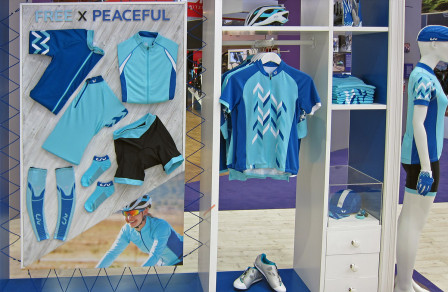 Liv är även ett stort sortiment av kläder och tillbehör