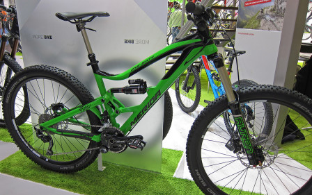 Nya Enduron Merida One Sixty 27,5. Den gröna modellen på bilden är One Sixty 600.