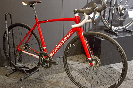 Haibike Challenge RX Pro med kolfiberram, elektriska växlar och hydrauliska skivbromsar