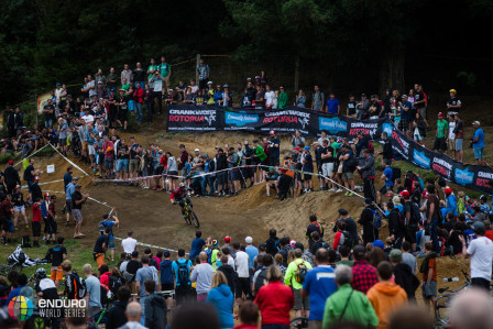 Åskådarna var helt fantastiska hela dagen. Det var en riktigt häftig känsla att köra den sista branten in i mål. Foto: Matt Wragg