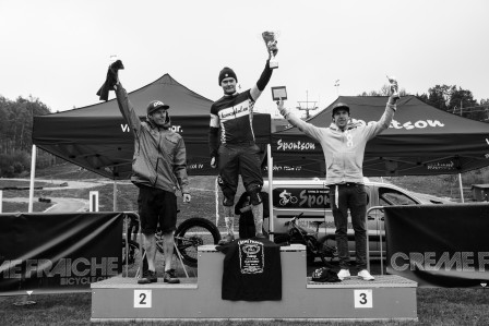 Topptrion i herrarnas tävlingsklass: Oliwer Kangas, Robin Wallner och Niklas Wallner. 