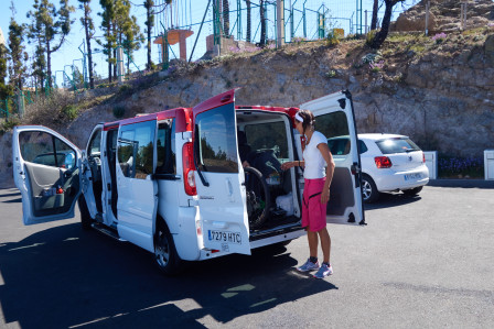 Bra taxi och stor syster