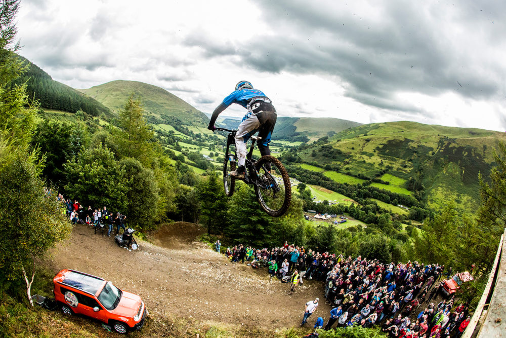 hardlin-sven-martin-red-bull-content-pool